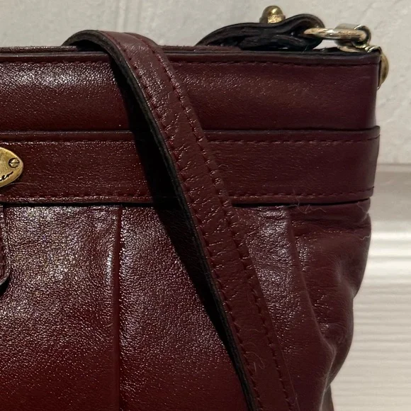 ETIENNE AIGNER SNAP FLEX-FRAME CLOSURE OXBLOOD BURGUNDY CORDOVAN CROSSBODY BAG - Picture 2 of 14